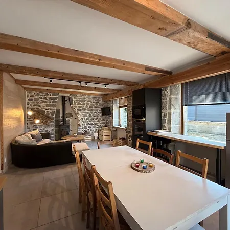 Semesterbostad Charmante Maison, Parking, Hyper Centre - 8 Pers. - Fr-1-608-300 Le Mont-Dore