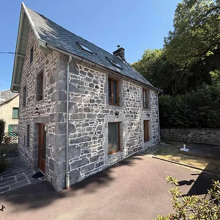 Charmante Maison, Parking, Hyper Centre - 8 Pers. - Fr-1-608-300 * Le Mont-Dore